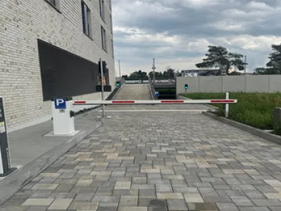 Parking photo of Parkdeck Hotel (Shuttle-Service) | Freifläche