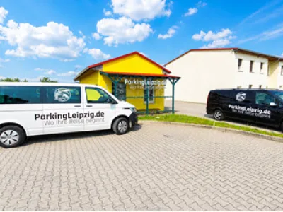 Parking photo of ParkingLeipzig (Shuttle-Service) | Freifläche