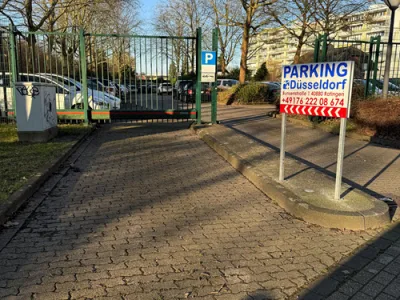 Parking Düsseldorf (Shuttle-Service) | Freifläche