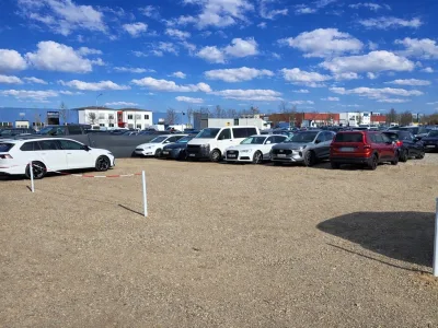 Clever Parken (Shuttle-Service) | Freifläche